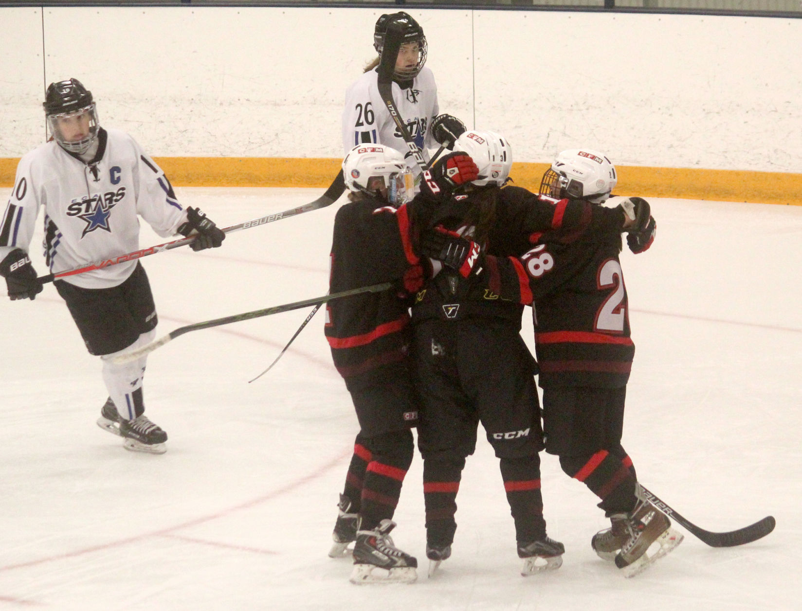 Chi-Hi/Menomonie girls hockey at Eau Claire Area 12-13-18